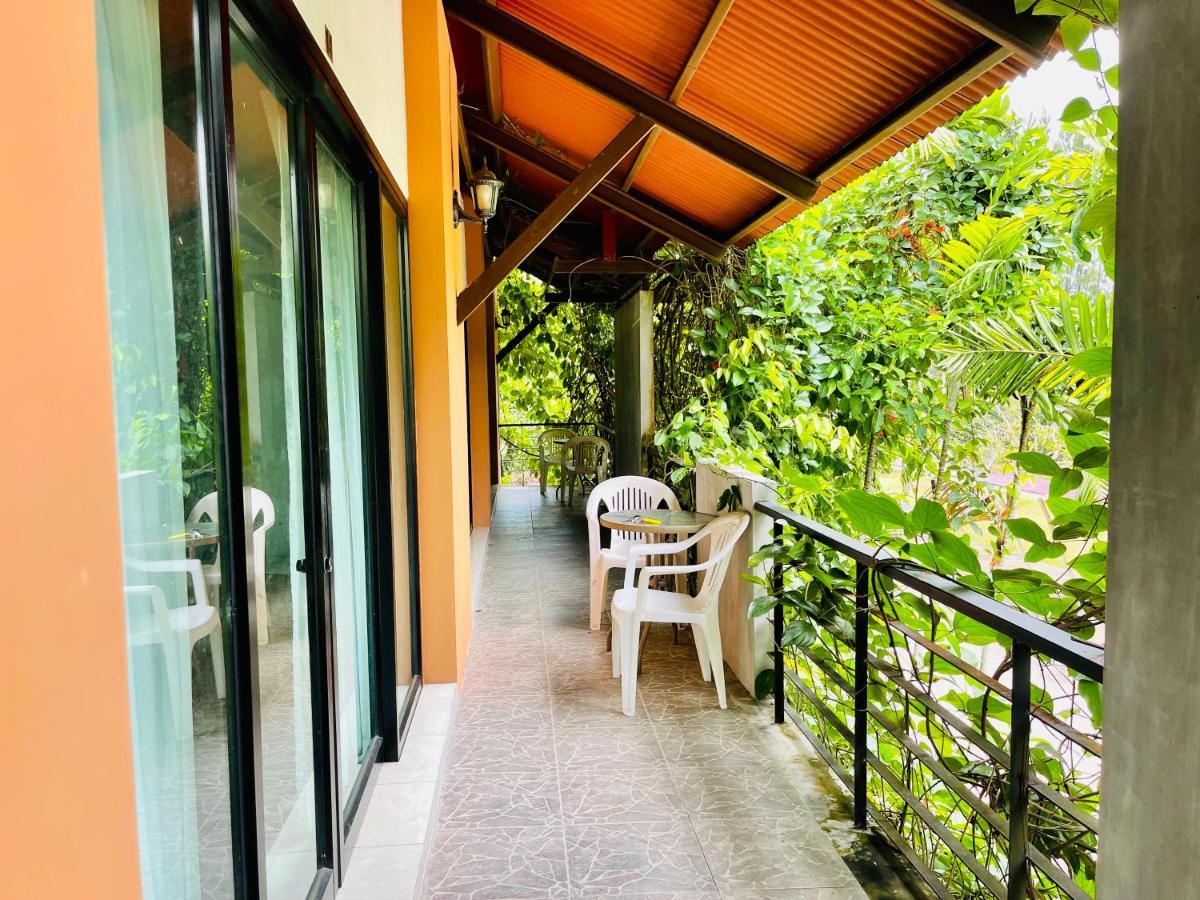 Wassana Sitdharma Guesthouse Trang Zewnętrze zdjęcie