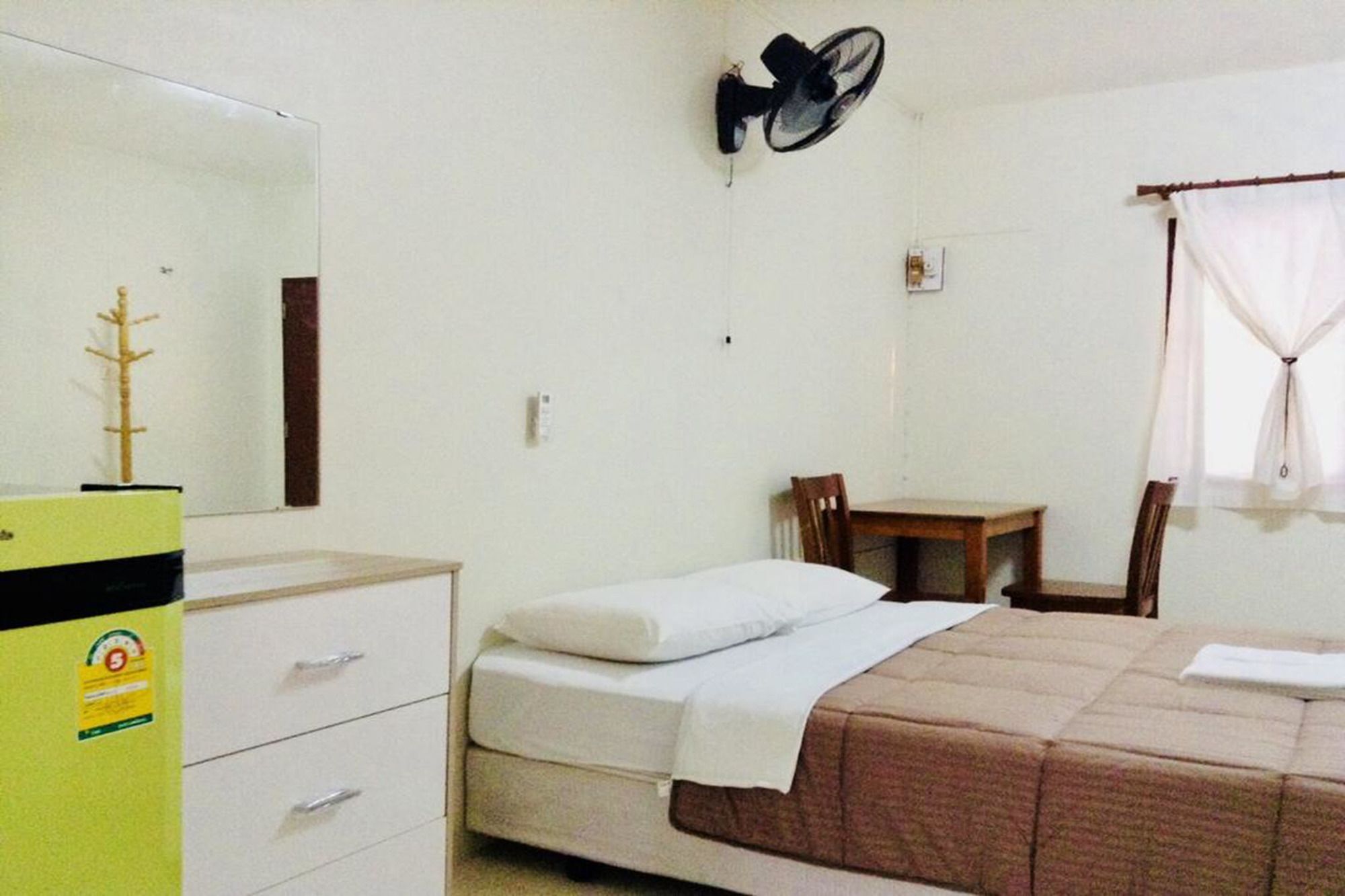 Wassana Sitdharma Guesthouse Trang Zewnętrze zdjęcie