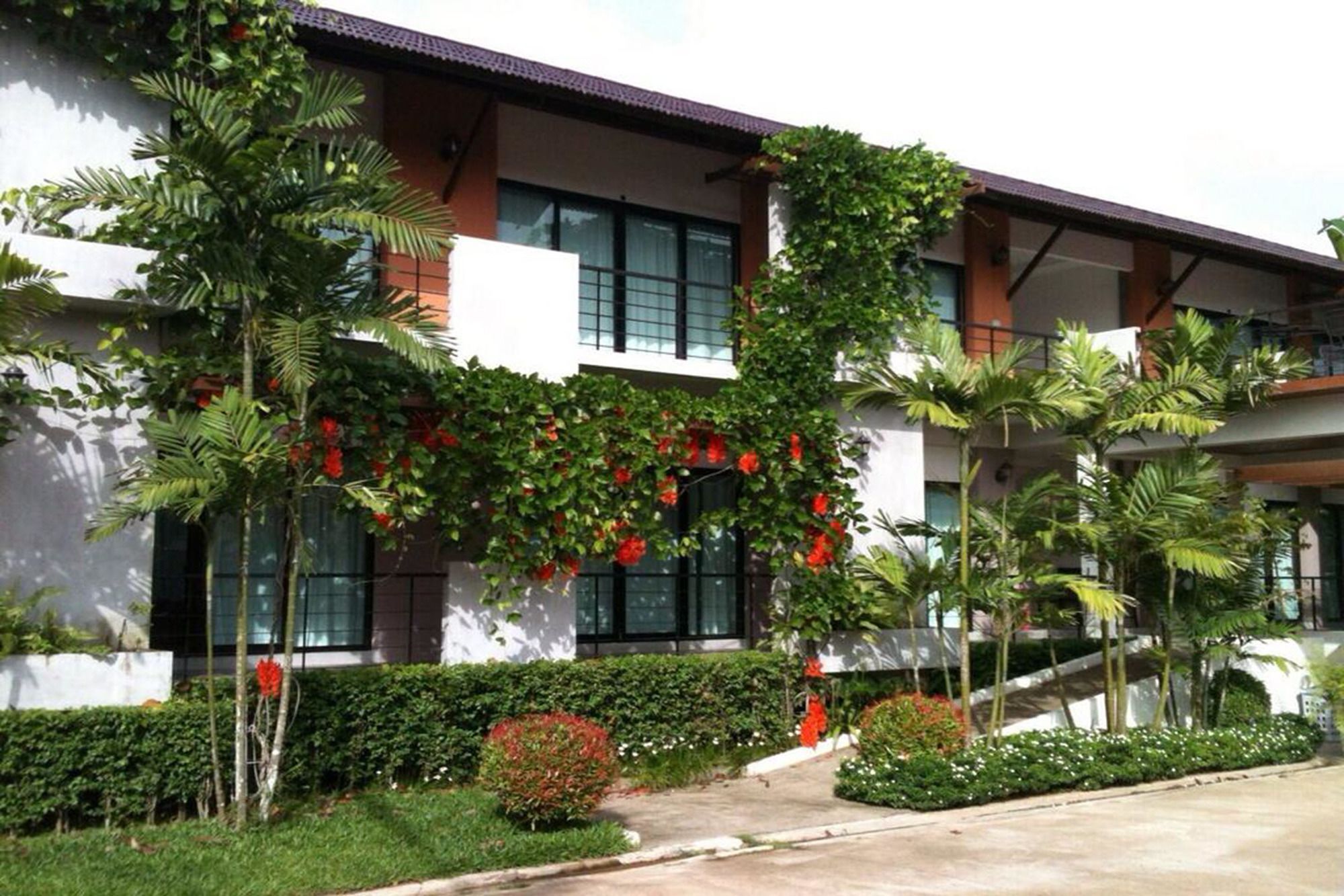 Wassana Sitdharma Guesthouse Trang Zewnętrze zdjęcie
